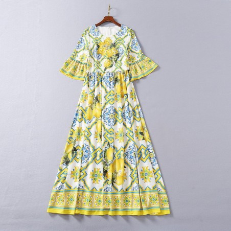 Long dress with lemon print
