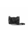 Bolso tipo cassette tejido en cuero auténtico, color negro