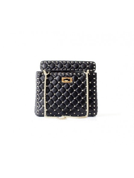 Vale Studded bag with chain strap in quilted leather Color Black