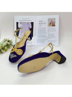 Scarpe con tacco da donna in velluto blu con ornamenti in cristallo
