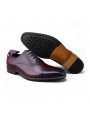 Souliers richelieu en cuir bordeaux à effet dégradé, bout droit, 5 œillets et petit talon.