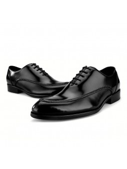 Black Richelieu shoes with gradient effect, straight toe and lace-up closure.