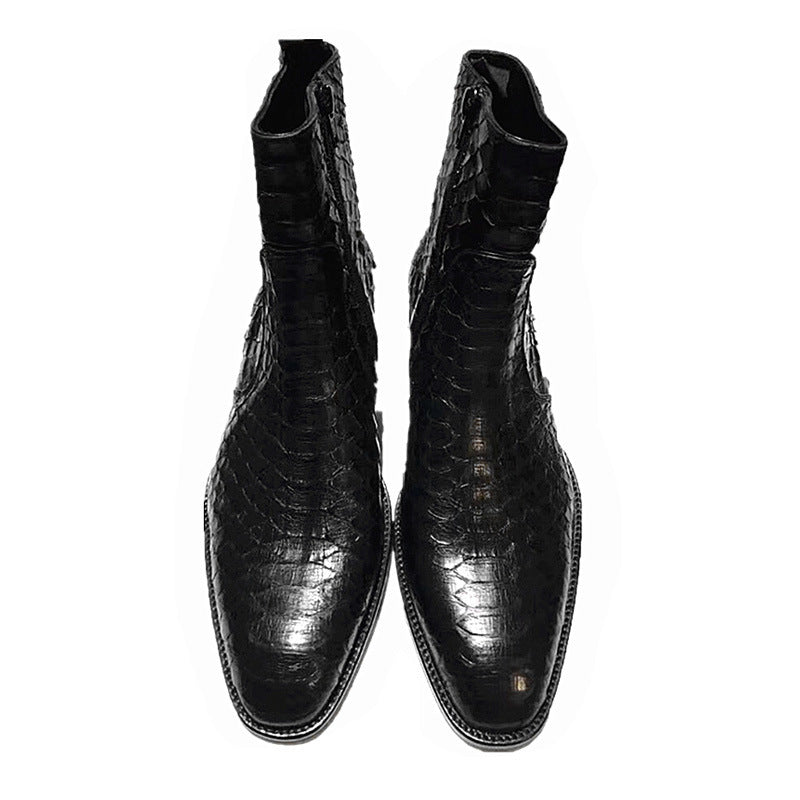 Bottes Chelsea noires en cuir effet serpent avec fermeture éclair latérale et bout amande, vue frontale