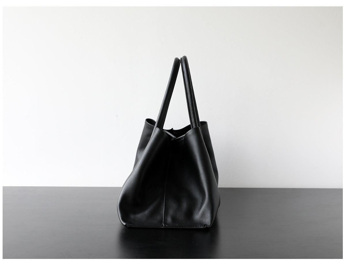 Sac cabas en cuir de vachette pleine fleur, grand sac à main pour femme, coloris noir – vue latéral
