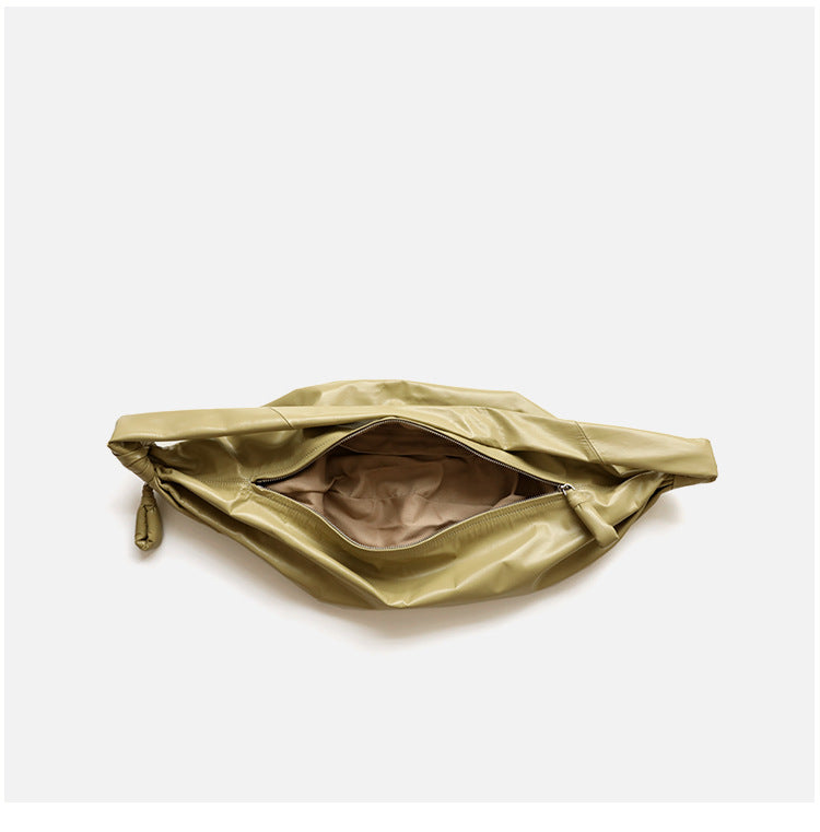 Sac croissant en cuir de vachette pleine fleur pour homme et femme, coloris beige, taille petits et grands ,vue de l'intérieur