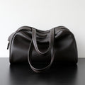 Sac fourre-tout femme cuir pleine fleur, sac vintage intemporel haut de gamme ,coloris noir,  vue frontale