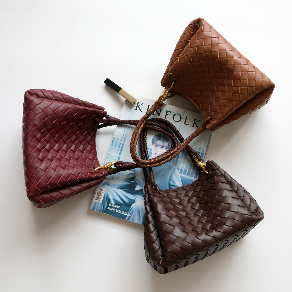 Sac à main en cuir en vachette tressé pour femme, coloris café, caramel, rouge vin vue de ciel