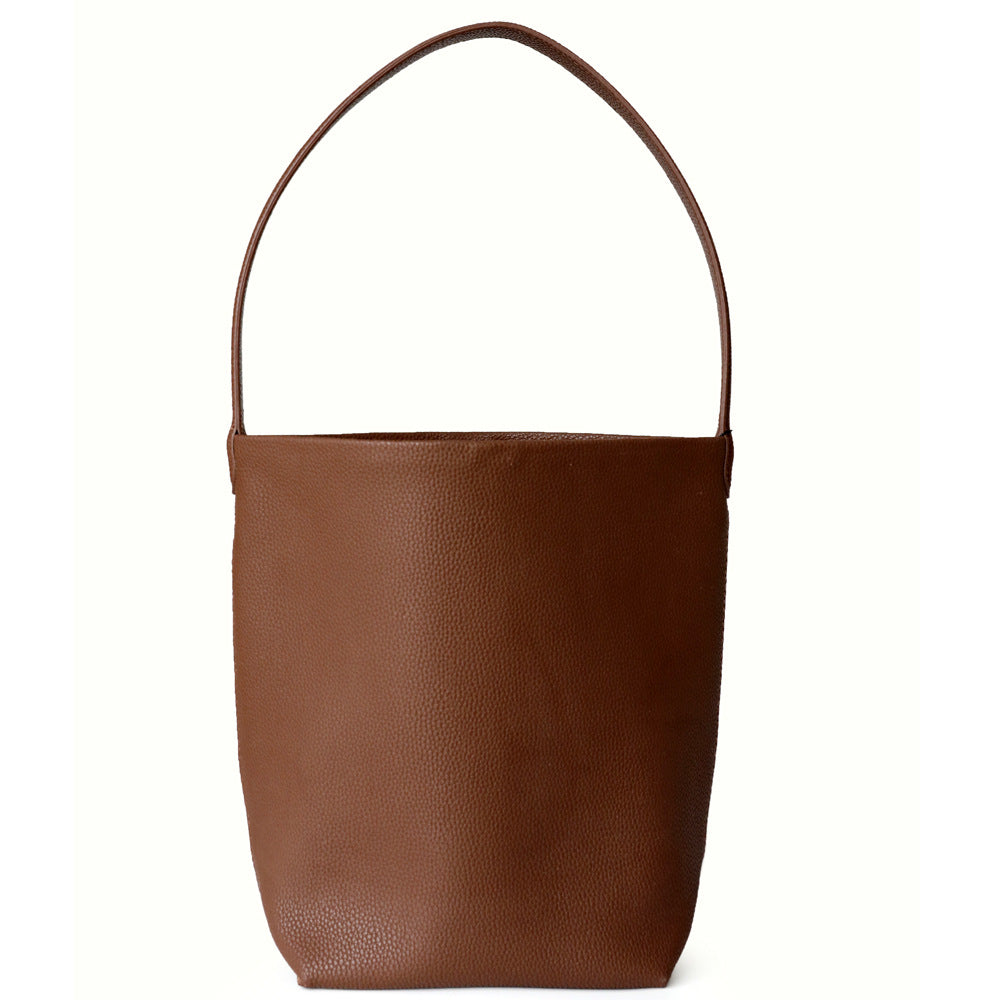 Sac seau en cuir véritable pour femme – Grande capacité, coloris marron ,vue frontale.