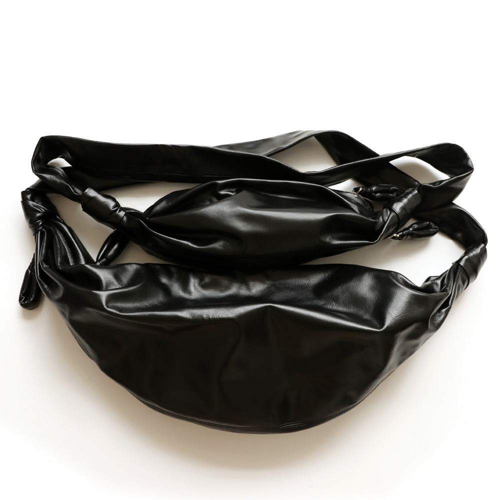 uSac croissant en cuir de vachette pleine fleur pour homme et femme, coloris noir, taille petits et grands vue frontale